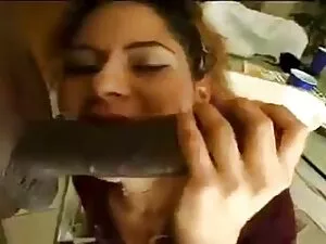 او را دوست دارد, دخت ...