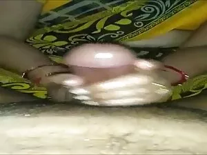 سبزه استمناء فوق الع ...