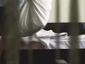 زیبا, زن سبزه با همه ...